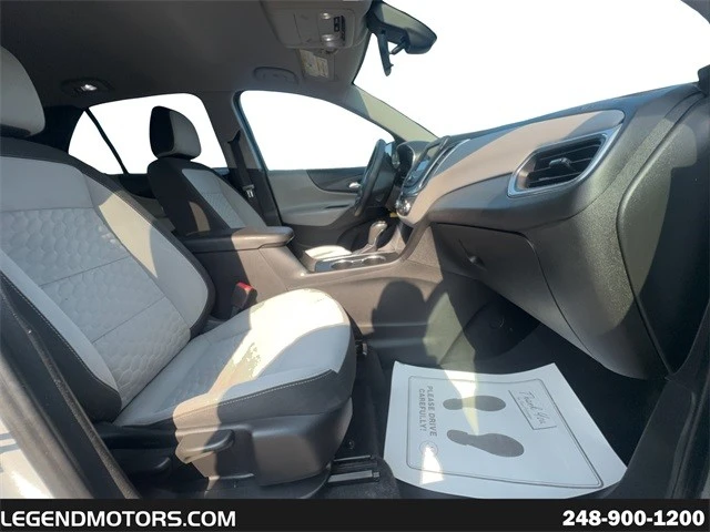 2020 Chevrolet Equinox - Image 17 of 21