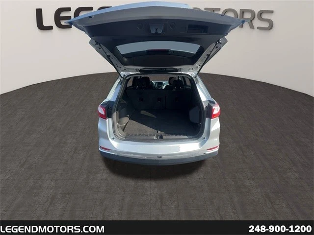 2020 Chevrolet Equinox - Image 15 of 21