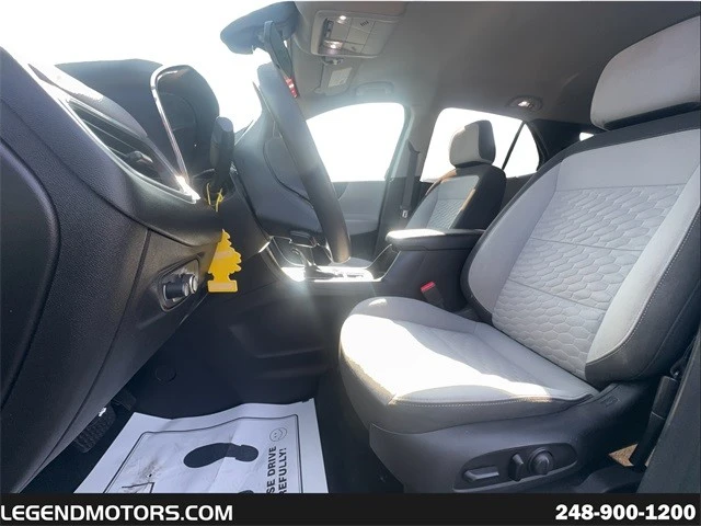 2020 Chevrolet Equinox - Image 12 of 21