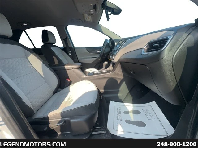 2020 Chevrolet Equinox - Image 17 of 21