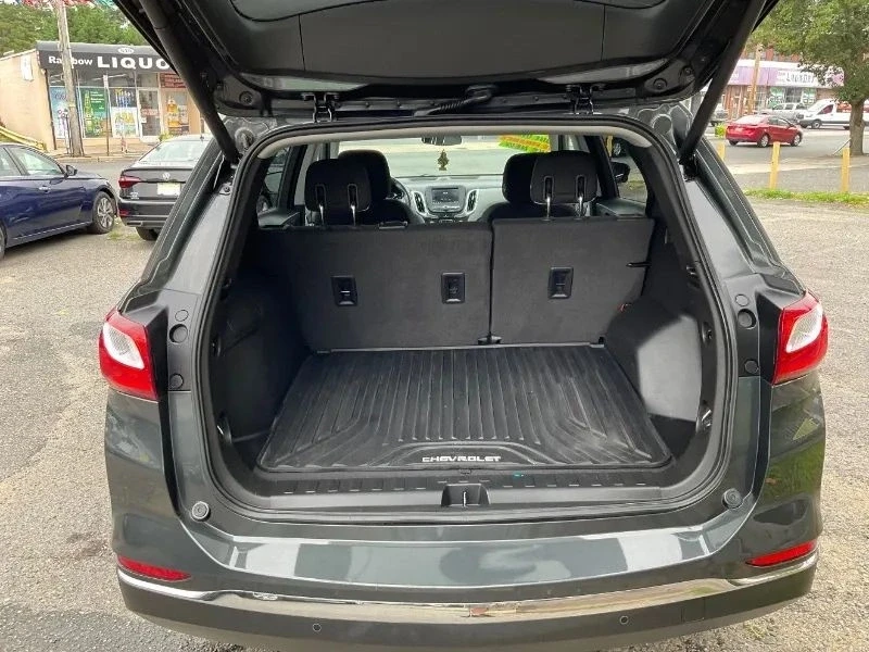 2020 Chevrolet Equinox - Image 9 of 12