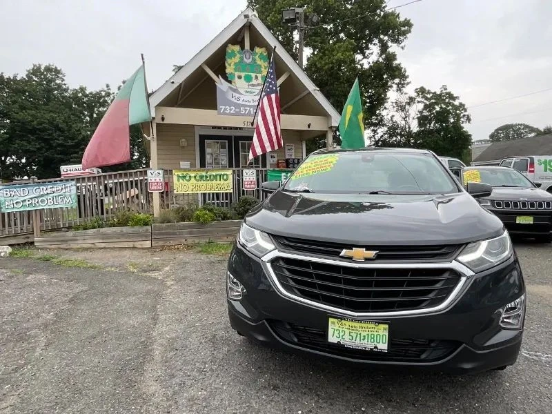 2020 Chevrolet Equinox - Image 2 of 12