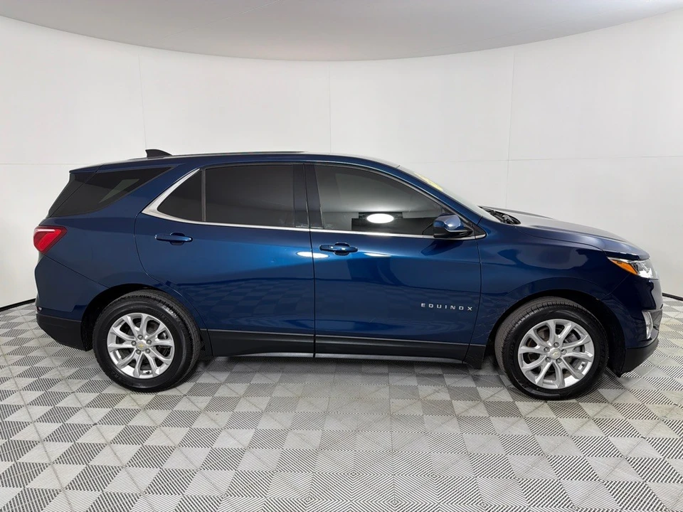 2020 Chevrolet Equinox - Image 4 of 21