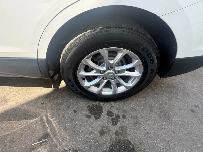 2020 Chevrolet Equinox - Image 9 of 12