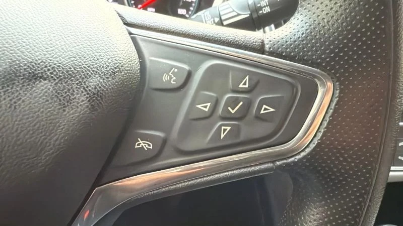 2020 Chevrolet Equinox - Image 11 of 12