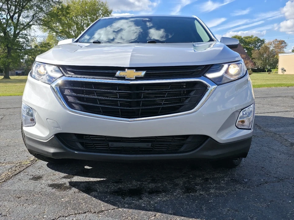 2020 Chevrolet Equinox - Image 10 of 18