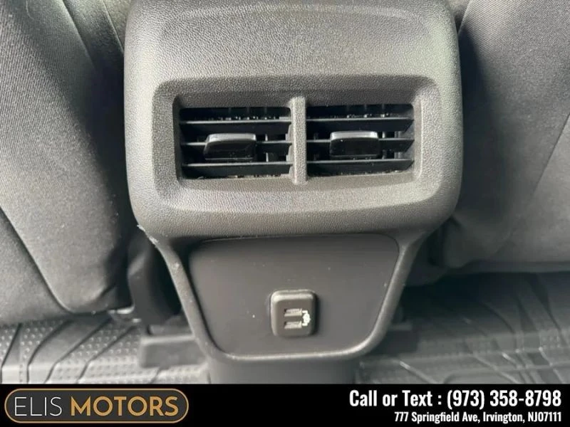 2020 Chevrolet Equinox - Image 11 of 12
