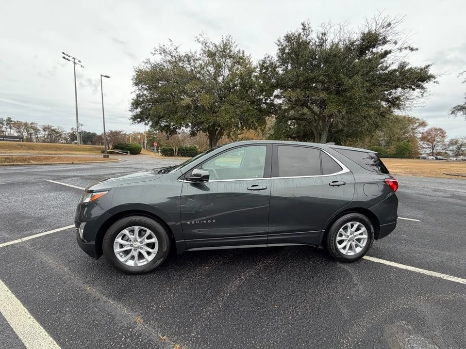 2020 Chevrolet Equinox - Image 2 of 21