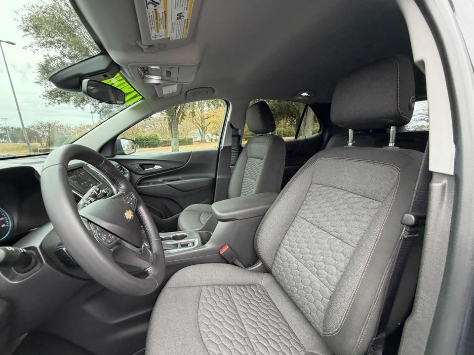 2020 Chevrolet Equinox - Image 8 of 21