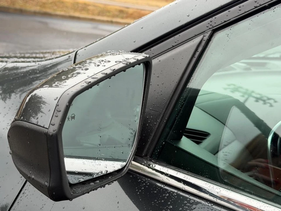 2020 Chevrolet Equinox - Image 4 of 21