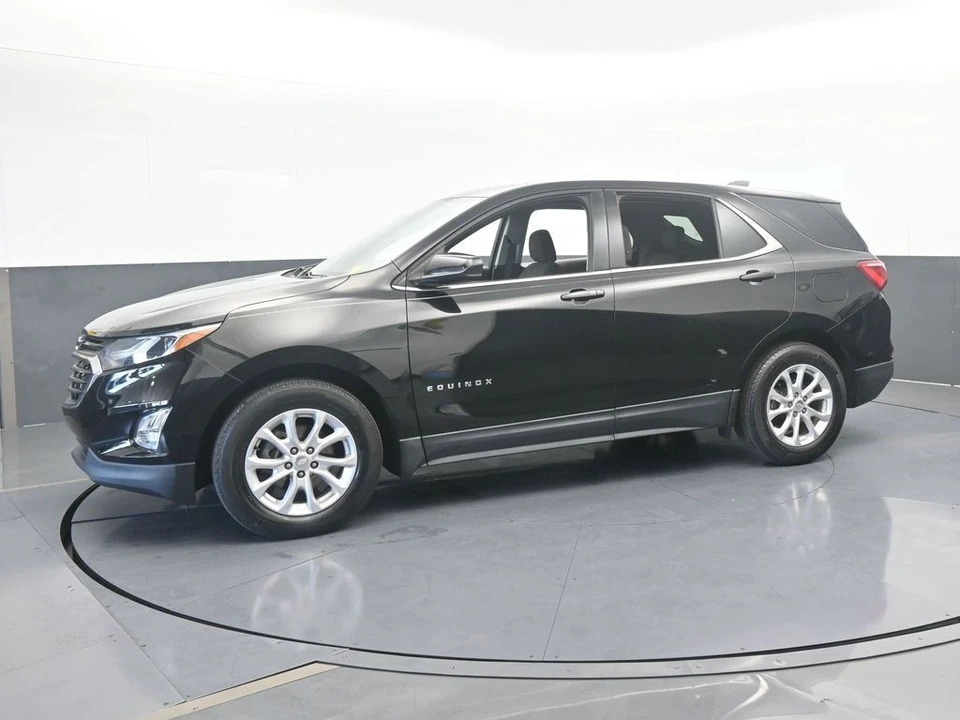 2020 Chevrolet Equinox - Image 2 of 12