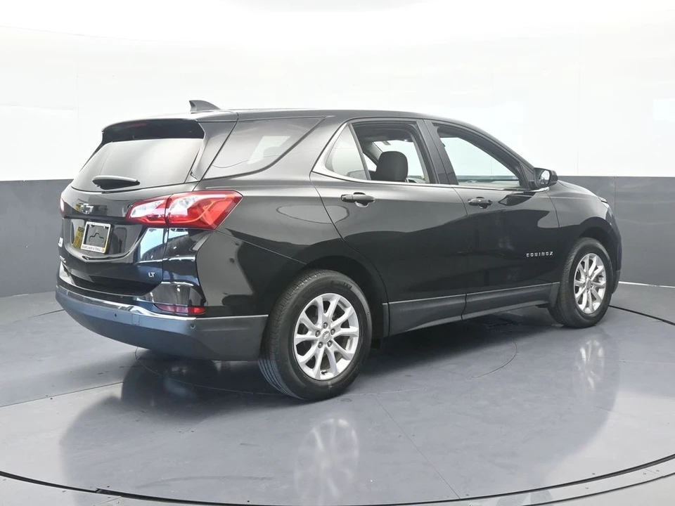 2020 Chevrolet Equinox - Image 6 of 12