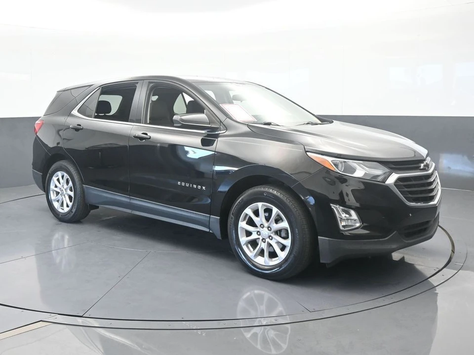 2020 Chevrolet Equinox - Image 8 of 12
