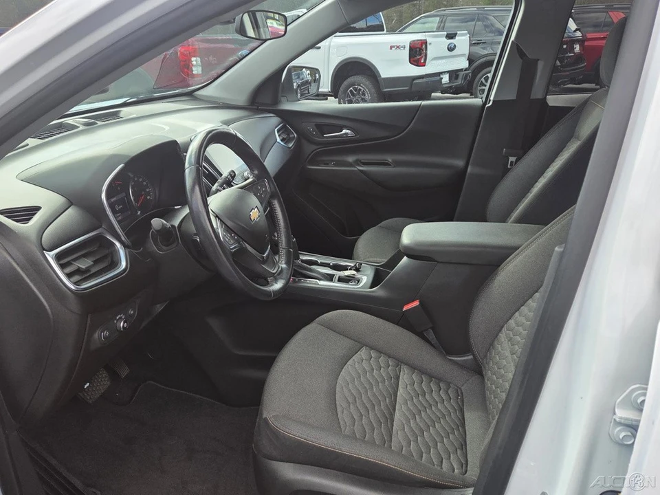 2020 Chevrolet Equinox - Image 10 of 21