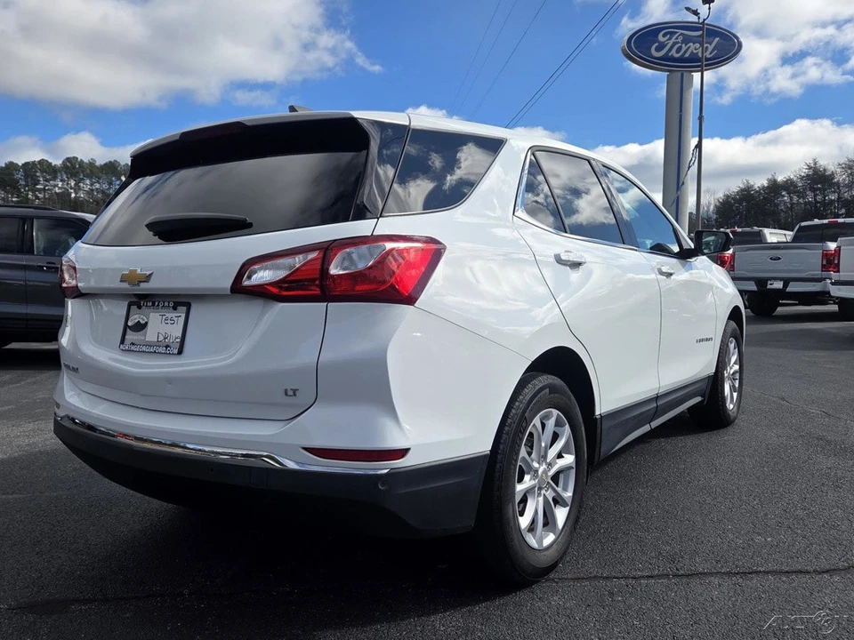 2020 Chevrolet Equinox - Image 15 of 21