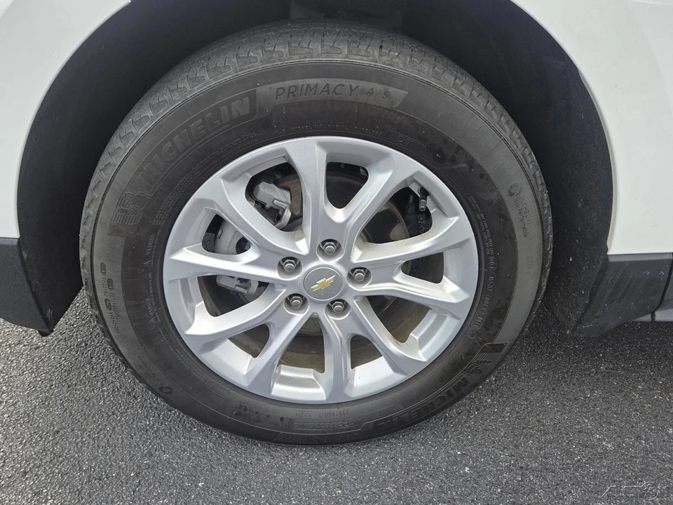 2020 Chevrolet Equinox - Image 9 of 21