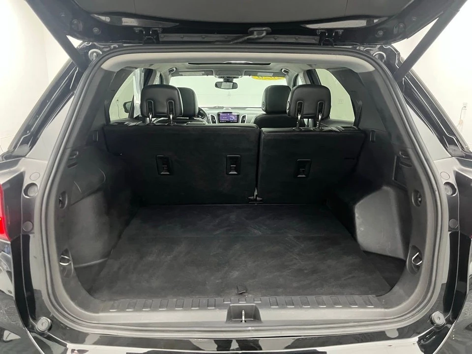 2020 Chevrolet Equinox - Image 11 of 12