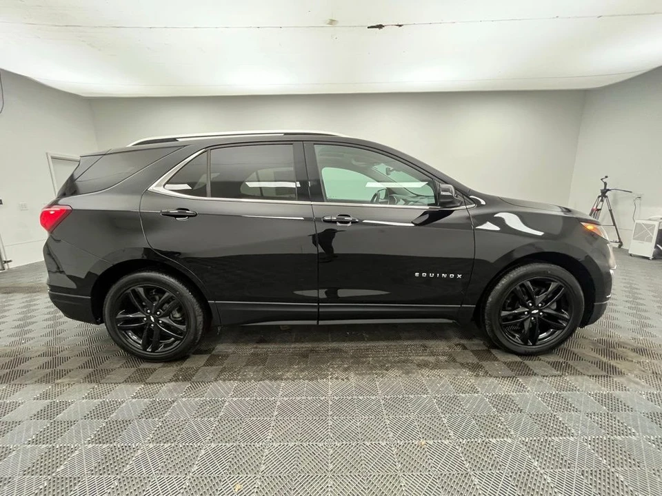 2020 Chevrolet Equinox - Image 8 of 12