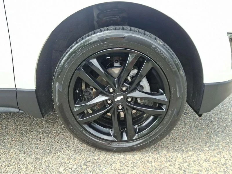 2020 Chevrolet Equinox - Image 8 of 12