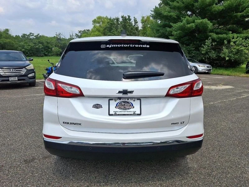 2020 Chevrolet Equinox - Image 5 of 12