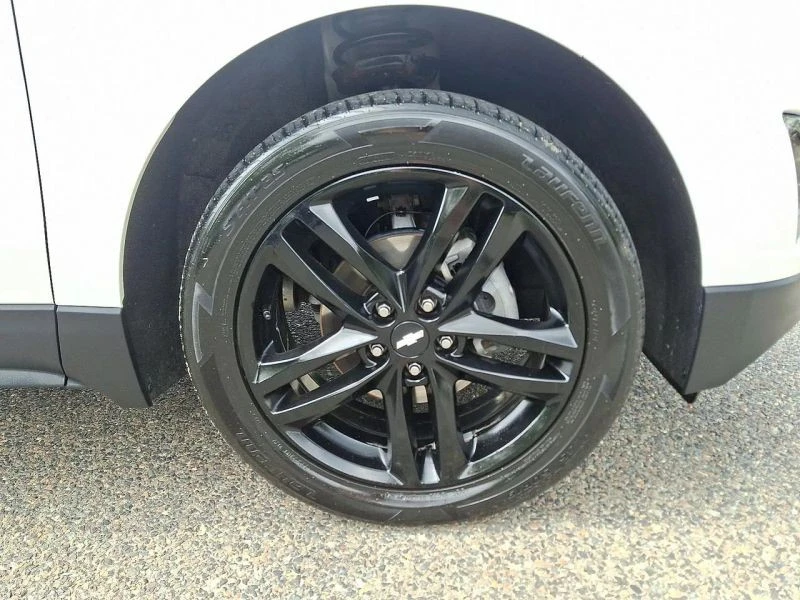 2020 Chevrolet Equinox - Image 8 of 12