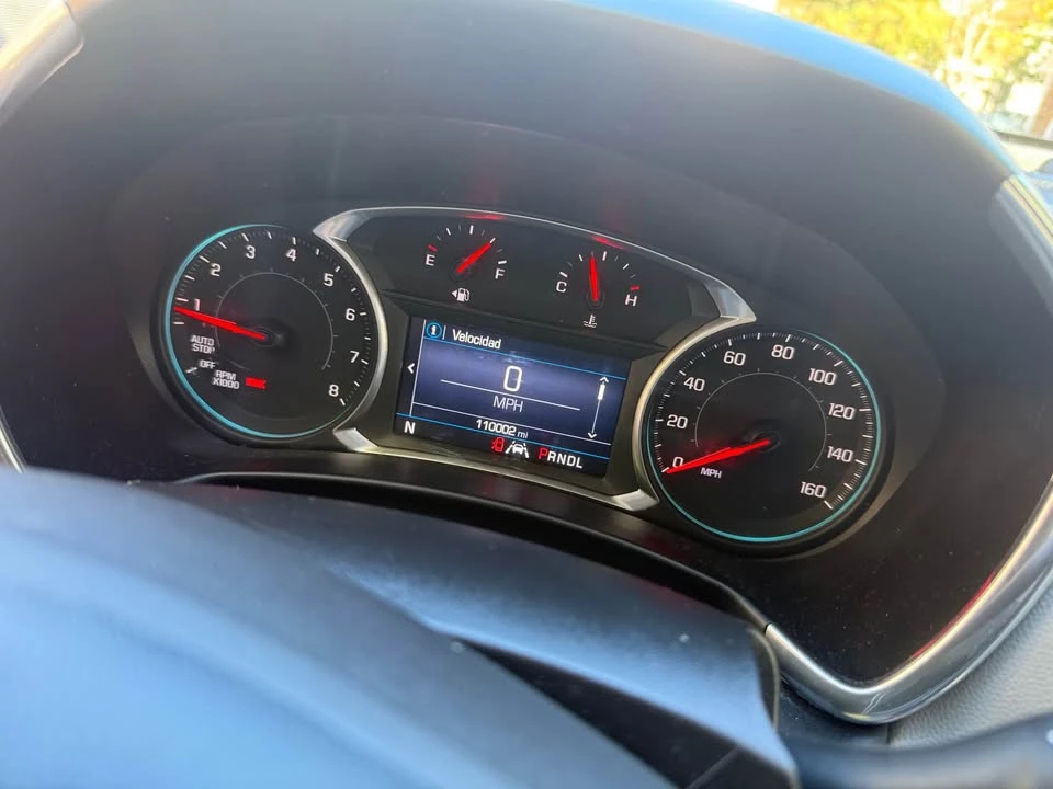 2020 Chevrolet Equinox - Image 10 of 11