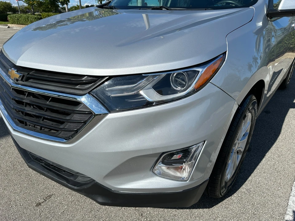 2020 Chevrolet Equinox - Image 14 of 21