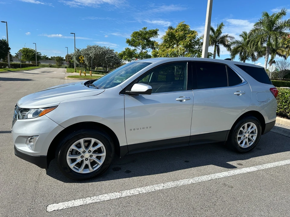 2020 Chevrolet Equinox - Image 4 of 21