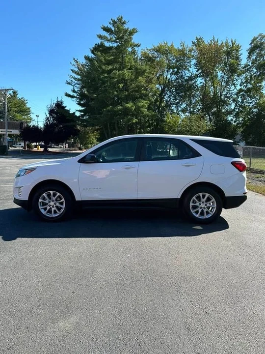 2020 Chevrolet Equinox - Image 5 of 12