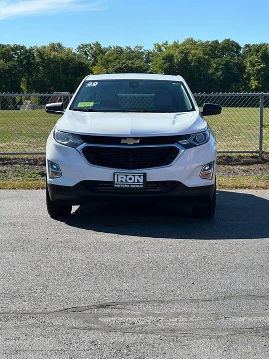 2020 Chevrolet Equinox - Image 2 of 12