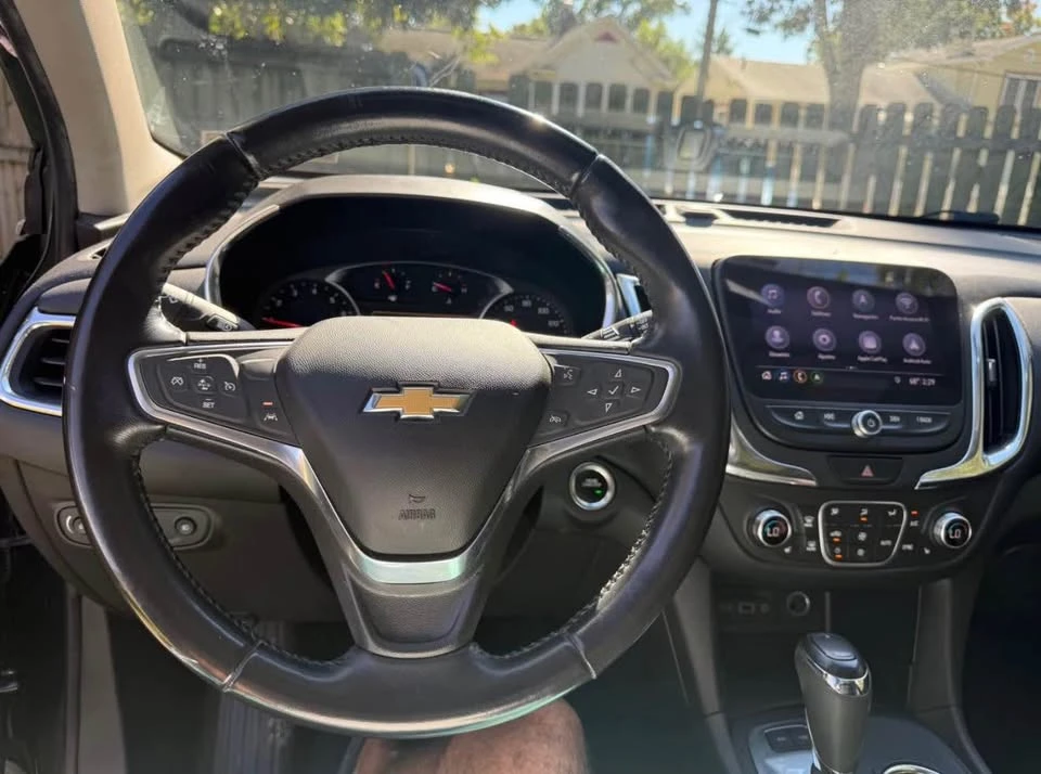 2020 Chevrolet Equinox - Image 12 of 14