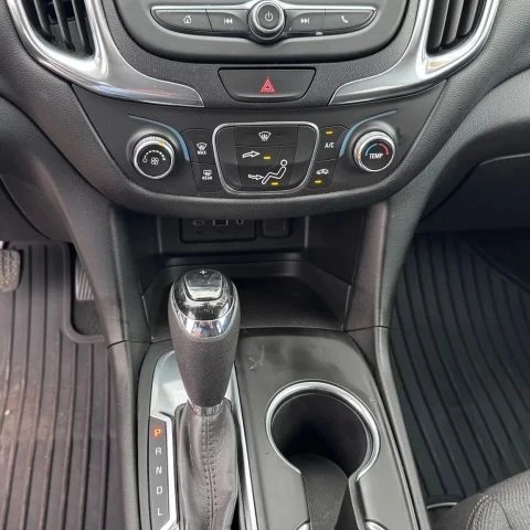 2020 Chevrolet Equinox - Image 14 of 16