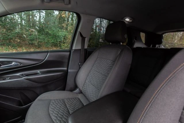 2020 Chevrolet Equinox - Image 18 of 21
