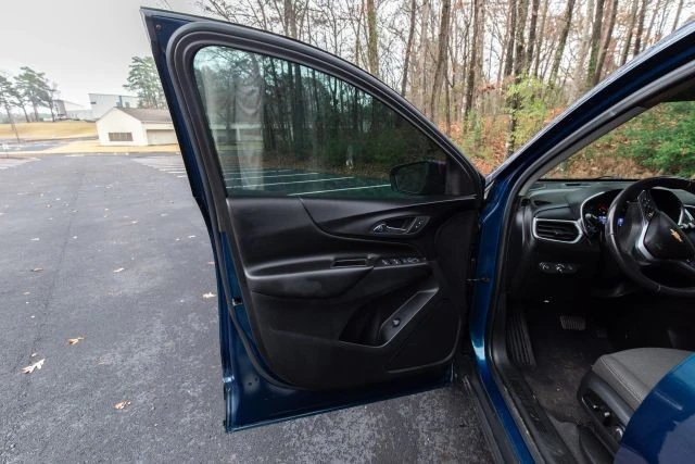 2020 Chevrolet Equinox - Image 15 of 21