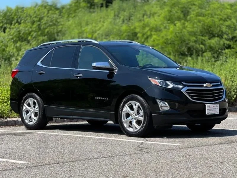 2020 Chevrolet Equinox - Image 2 of 12