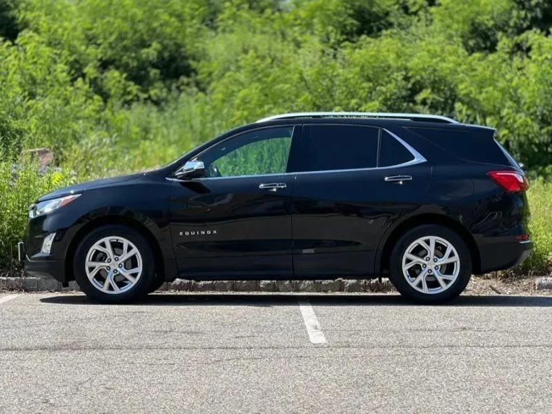 2020 Chevrolet Equinox - Image 5 of 12