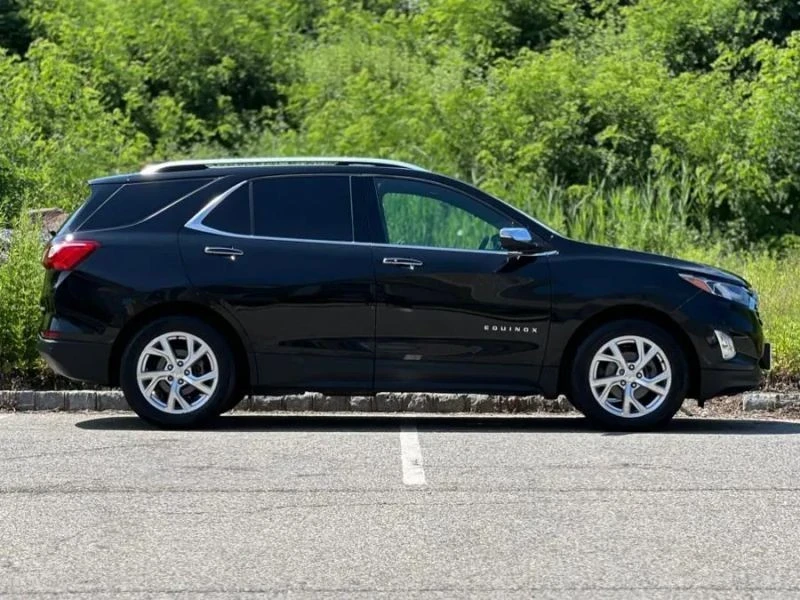 2020 Chevrolet Equinox - Image 9 of 12