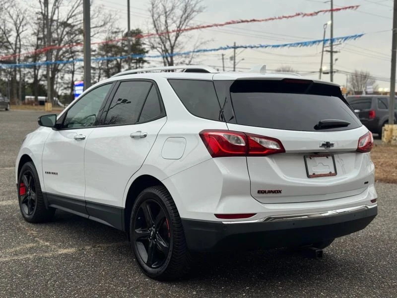 2020 Chevrolet Equinox - Image 2 of 12