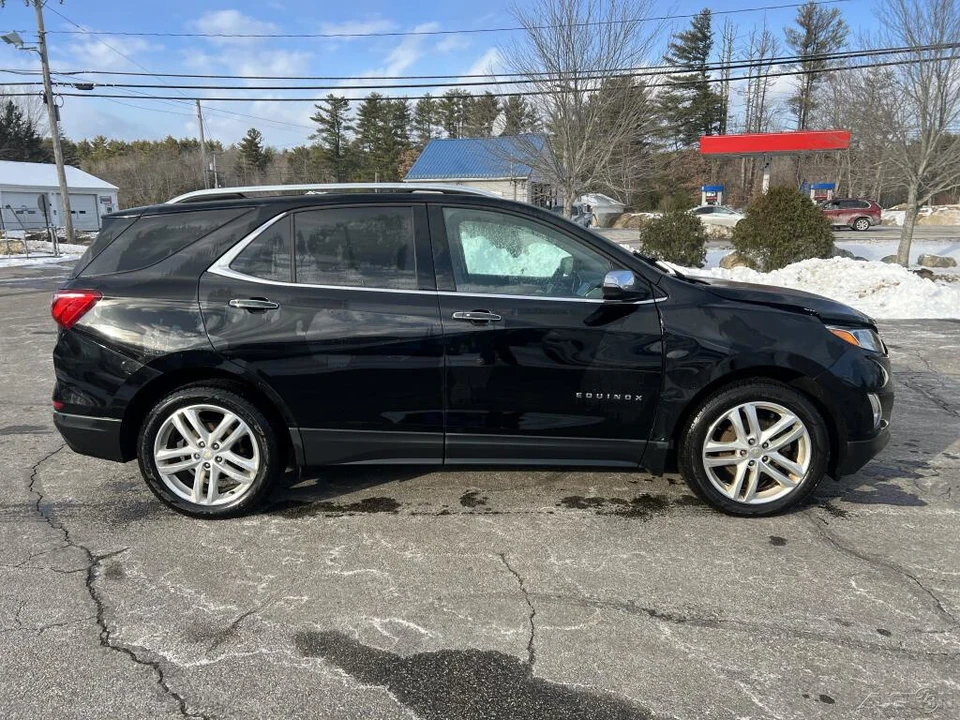 2020 Chevrolet Equinox - Image 2 of 12