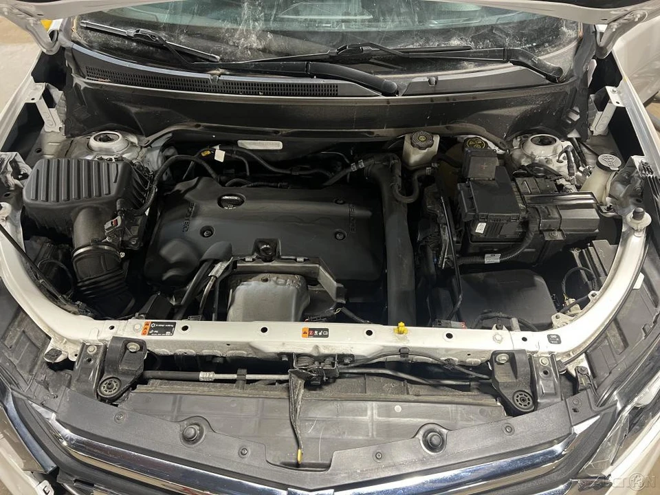 2020 Chevrolet Equinox - Image 5 of 12