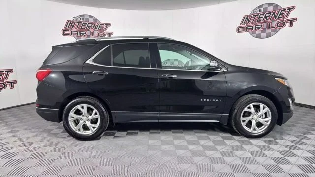 2020 Chevrolet Equinox - Image 8 of 12