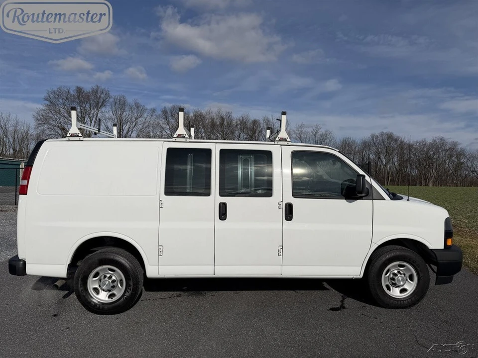 2020 Chevrolet Express - Image 5 of 12