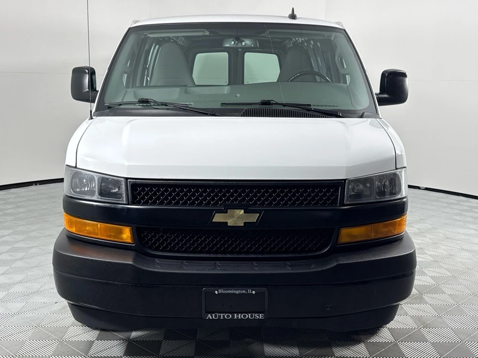 2020 Chevrolet Express - Image 9 of 12