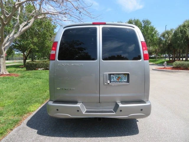 2020 Chevrolet Express - Image 16 of 21