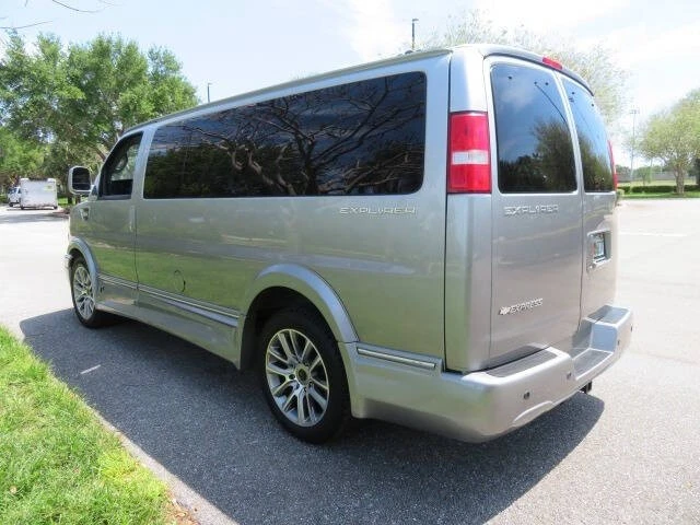 2020 Chevrolet Express - Image 15 of 21