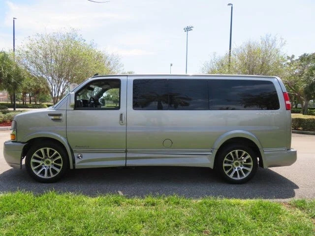2020 Chevrolet Express - Image 13 of 21
