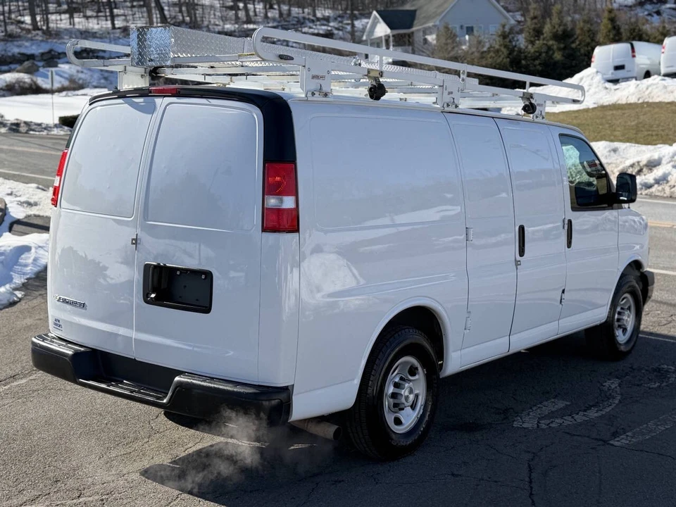 2020 Chevrolet Express - Image 7 of 20