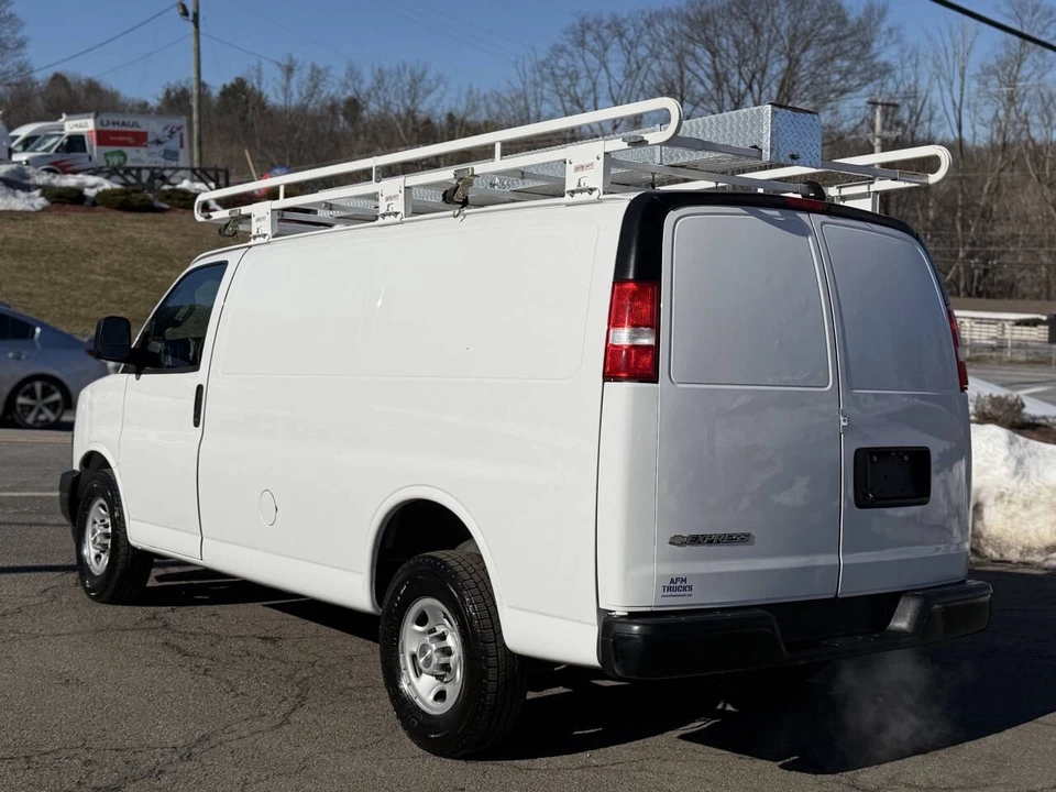 2020 Chevrolet Express - Image 9 of 20