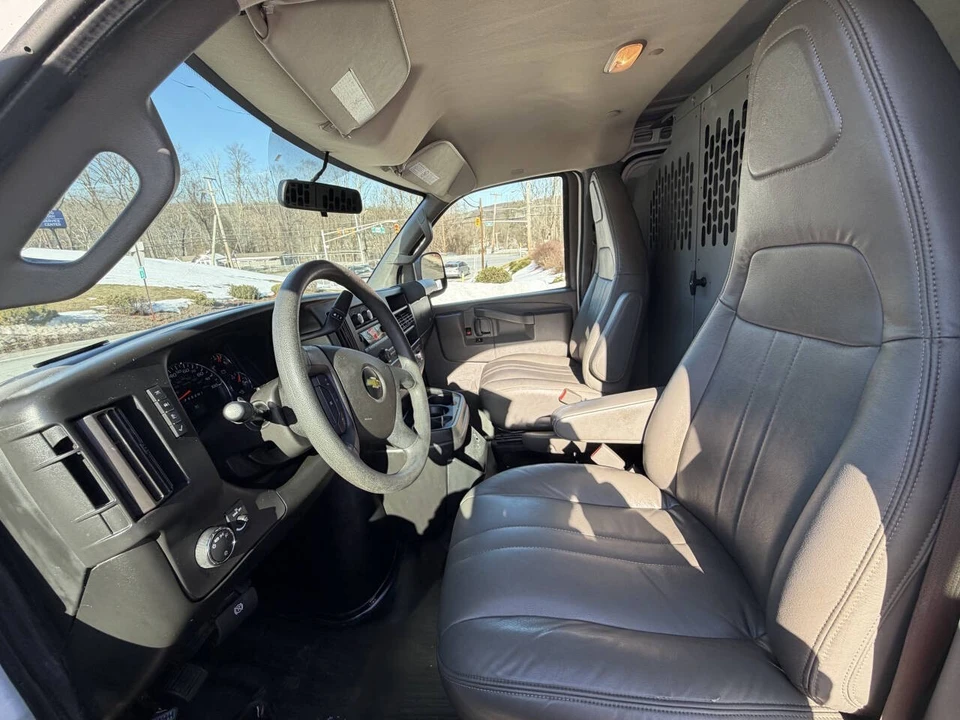 2020 Chevrolet Express - Image 16 of 20