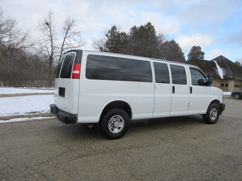 2020 Chevrolet Express - Image 6 of 21